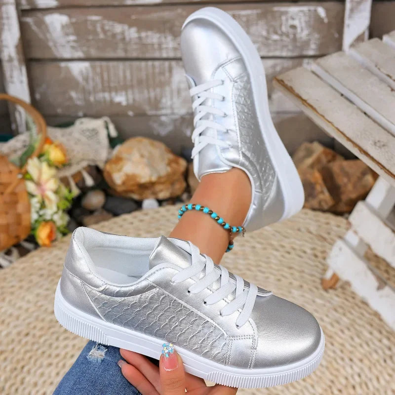 Zapatillas Loom & Soul para mujer en PU dorado y plateado – Moda cómoda en tallas grandes