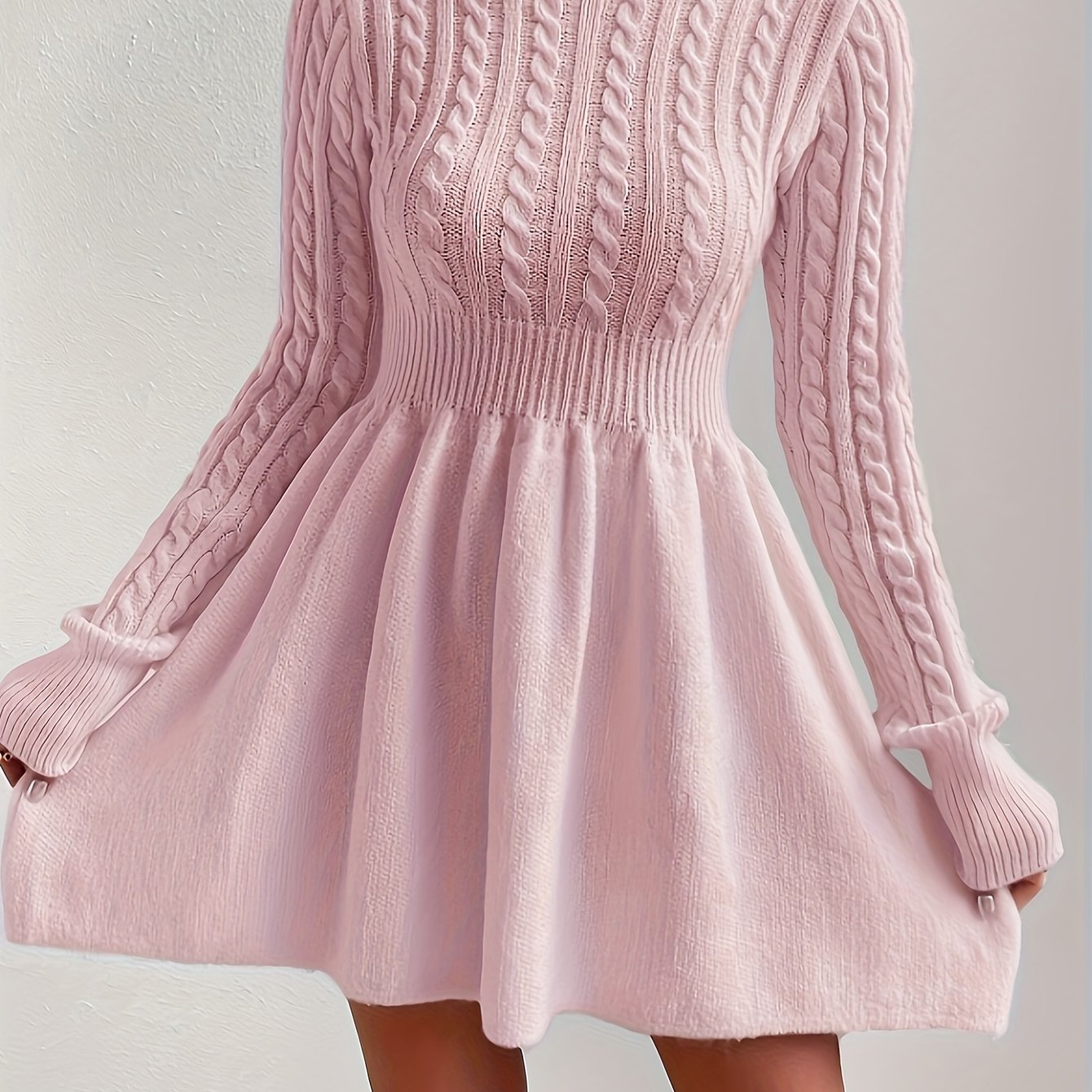 Minivestido entallado de cuello alto – Elegante vestido corto con corte A para eventos