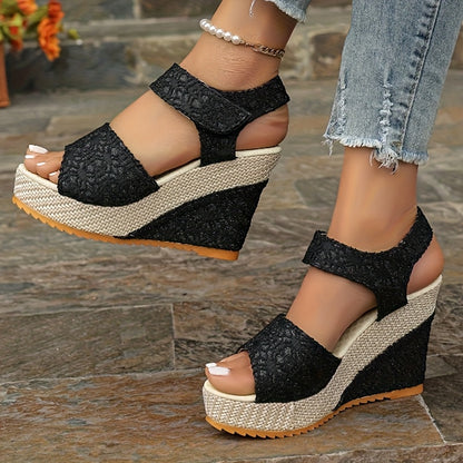 Sandalias de cuña de encaje negro – Elegantes tacones de verano con pulsera en el tobillo