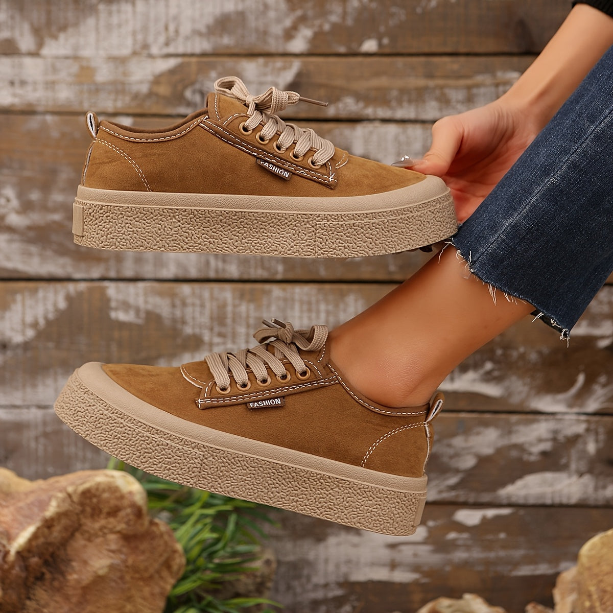 Zapatillas Bajas Minimalistas con Cordones para Mujer – Calzado Casual Versátil
