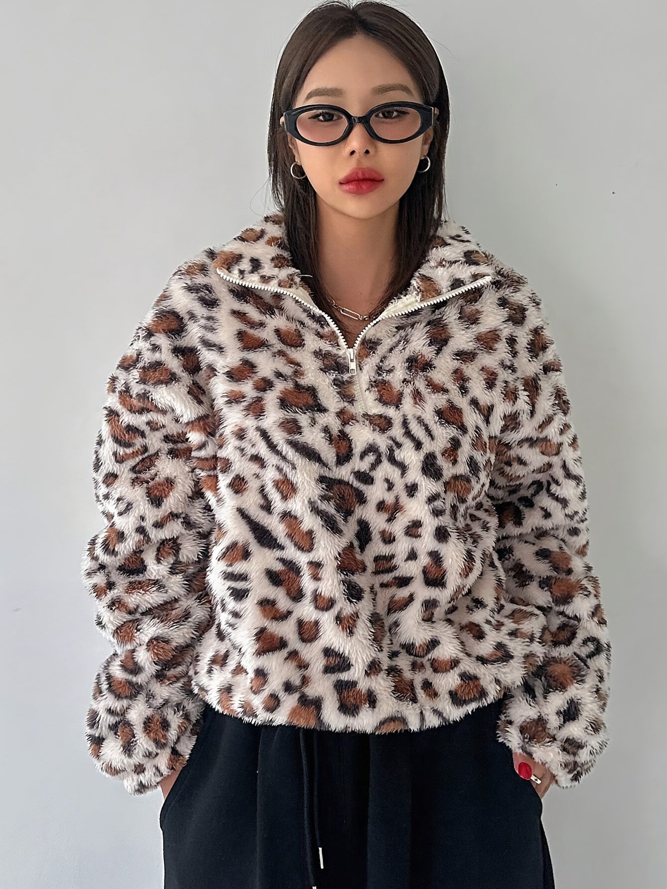 Sudadera con capucha elegante de felpa con estampado de leopardo – Chaqueta con cremallera forrada de forro polar suave