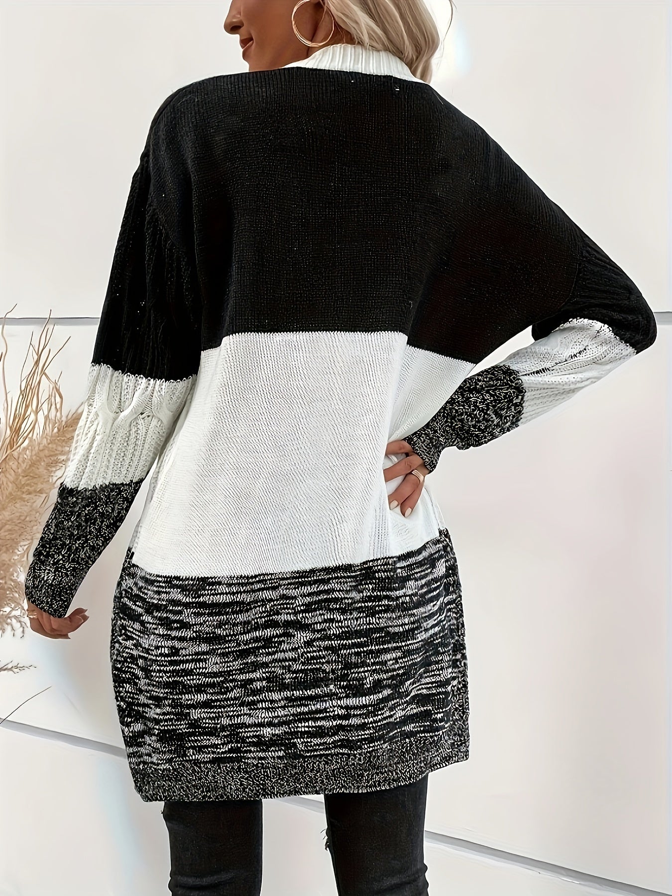 Chic Contrast Cardigan – V-Neck Color Block Knit
