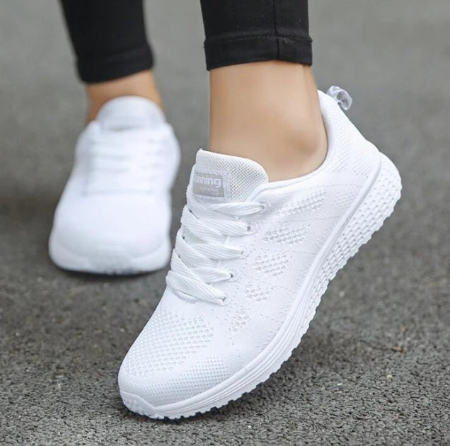Zapatillas deportivas de malla para mujer Loom & Soul™ – Zapatillas de running ligeras y transpirables con tacón de cuña cómodo