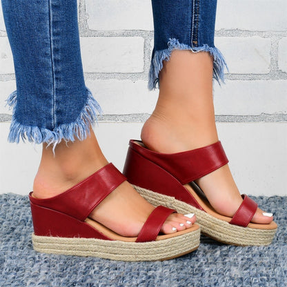 Pantuflas de tacón de cuña para mujer Loom & Soul – Sandalias informales de PU con plataforma estilo cáñamo y diseño ahuecado