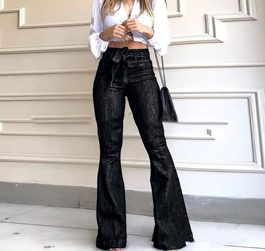 Pantalones vaqueros acampanados de tiro alto con cordones y encaje Loom & Soul para mujer