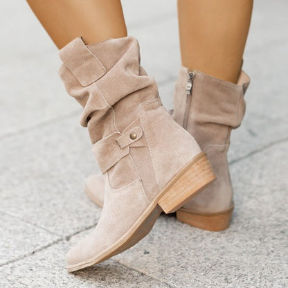 Botas de pantorrilla media con puntera puntiaguda para mujer de Loom & Soul – Botas vaqueras de gamuza a la moda con cremallera y tacón cuadrado