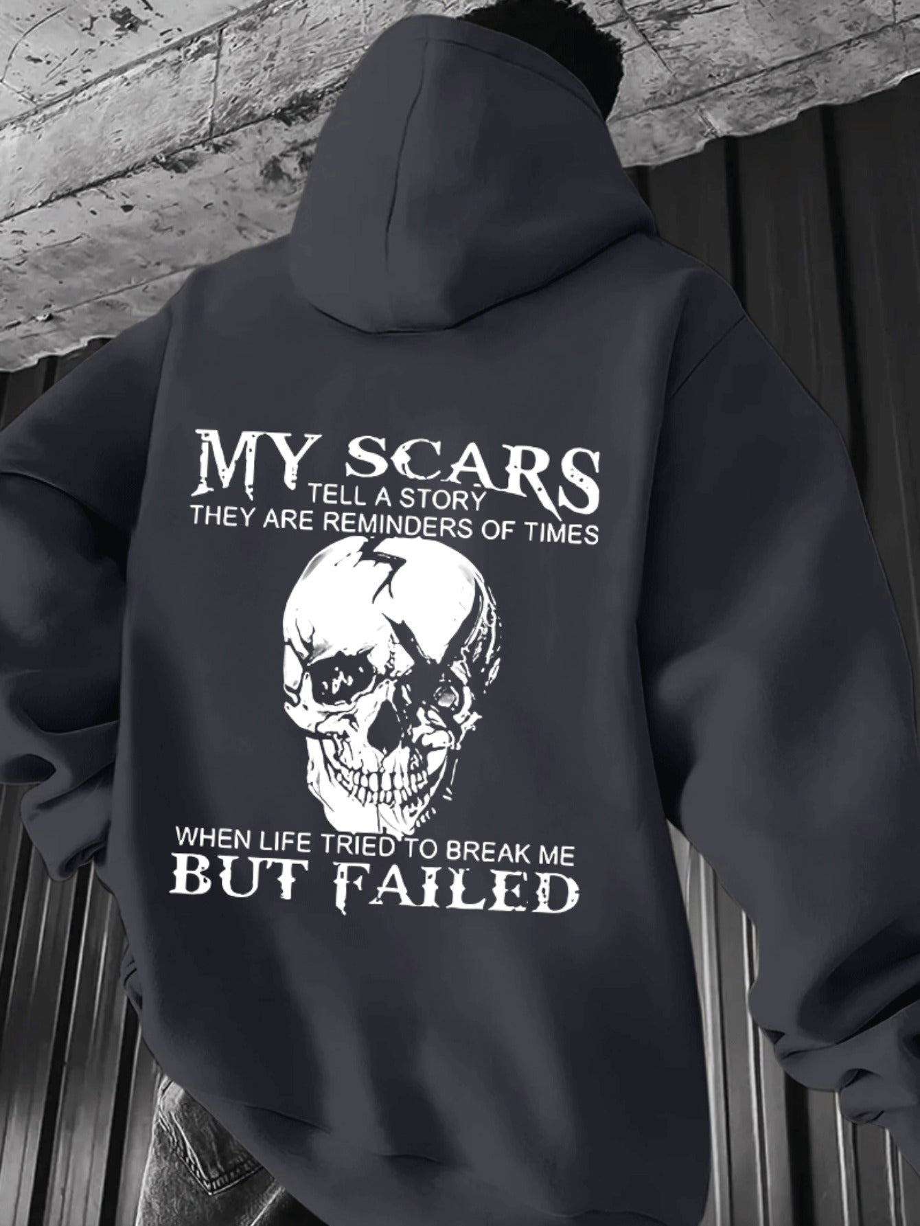 Sweat à capuche homme « My Scars Tell a Story » – Imprimé tête de mort au dos, motivation