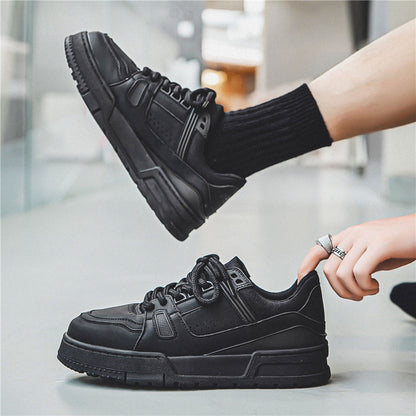 Zapatillas retro de plataforma para hombre Loom & Soul – Calzado deportivo casual negro con alza oculta y capellada de microfibra