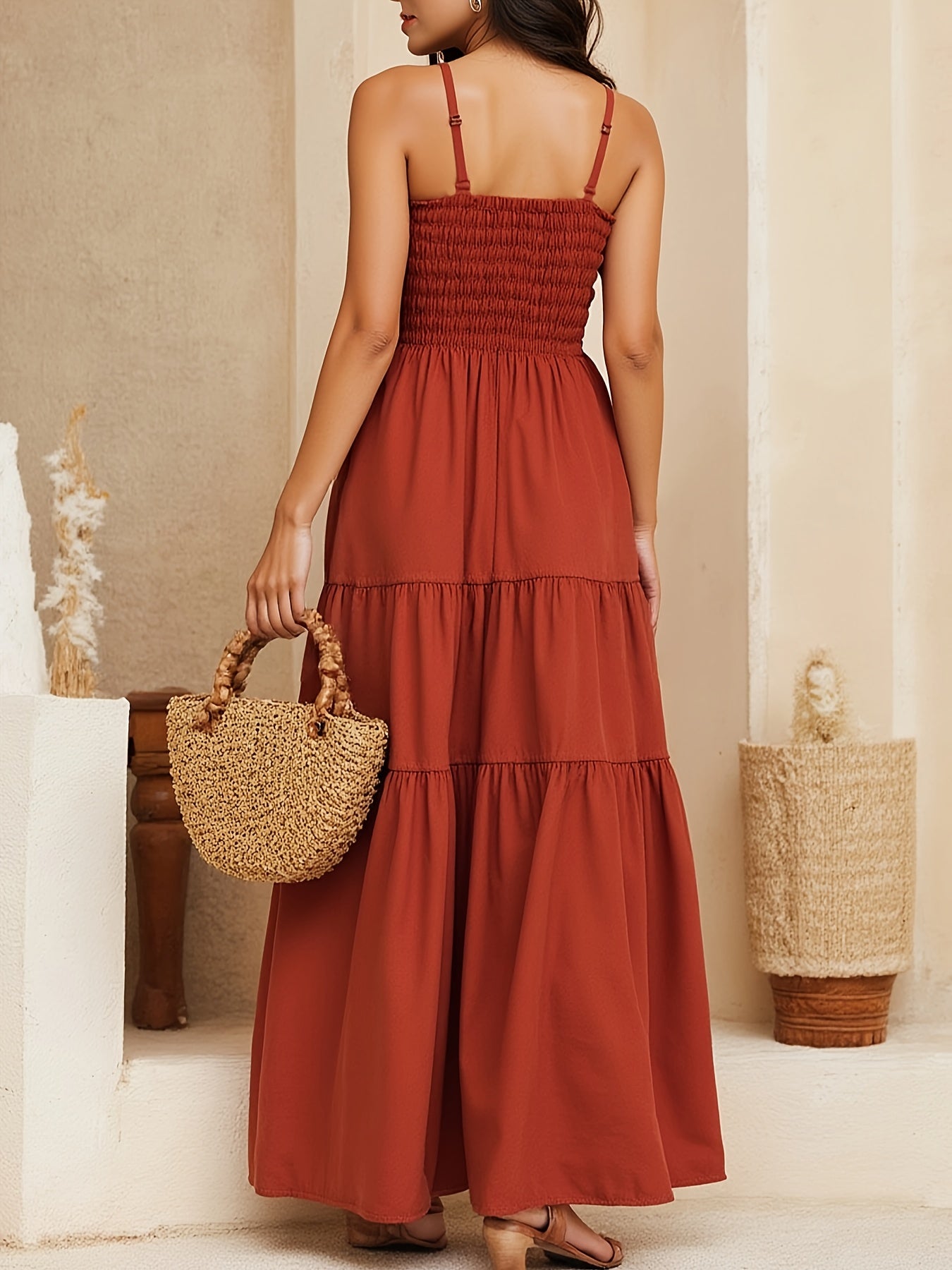 Elegant Halter Neck Maxi Dress – Minimalist Fitted Evening Gown