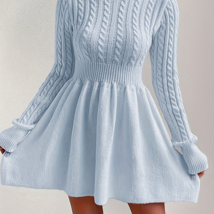 Minivestido entallado de cuello alto – Elegante vestido corto con corte A para eventos
