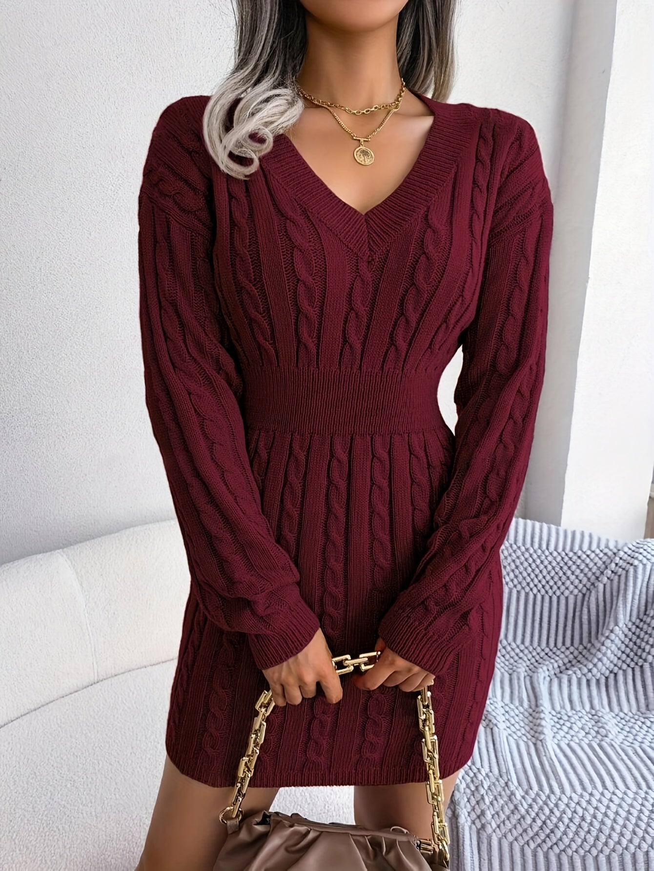 Robe pull col en V en maille torsadée pour femme – Chic hivernal à manches longues