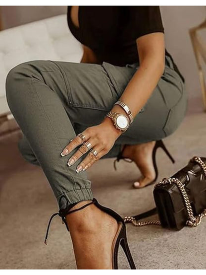 Pantalones de mujer estilo jogger cargo ajustados — Pantalones elásticos entallados estilo utilitario