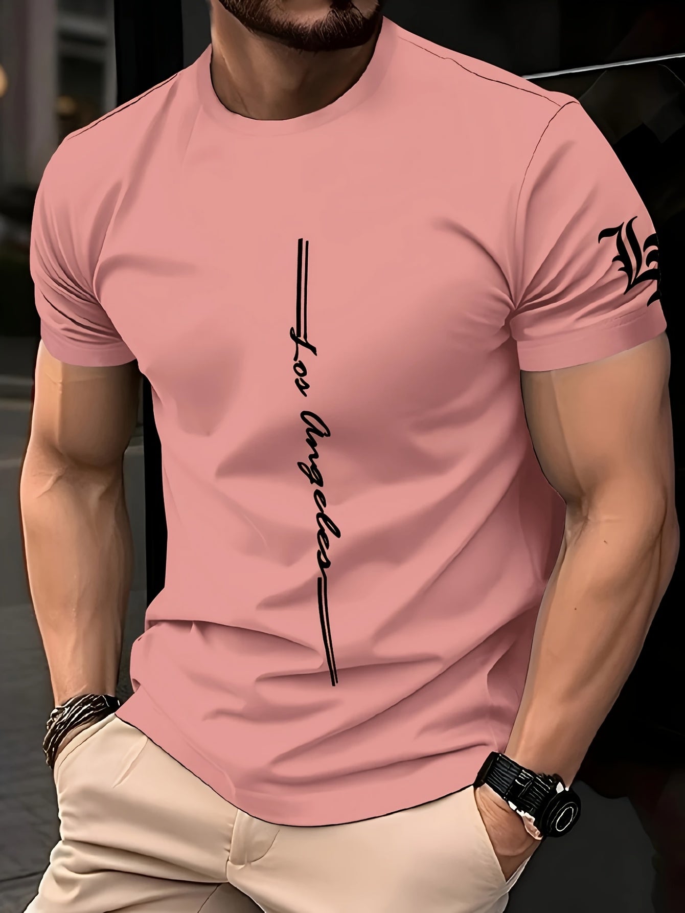 Camiseta con gráfico de Cuatro Ángeles – Camiseta rosa urbana con mensaje