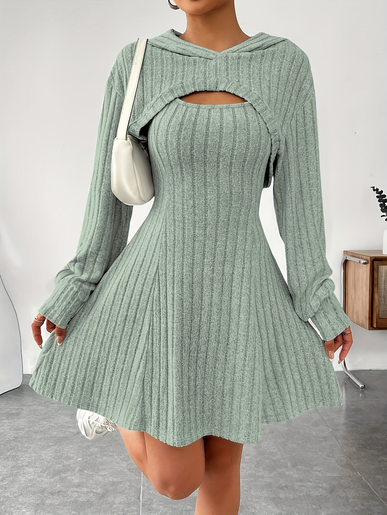 Ensemble 2 pièces côtelé pour femme – Top court à capuche et robe moulante