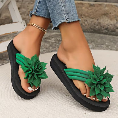 Women’s Wide Fit Floral Sandals – Flat Casual Flip Flops