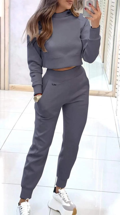 Women’s Sport Luxe Set – Zip Pullover & Slim Fit Trousers