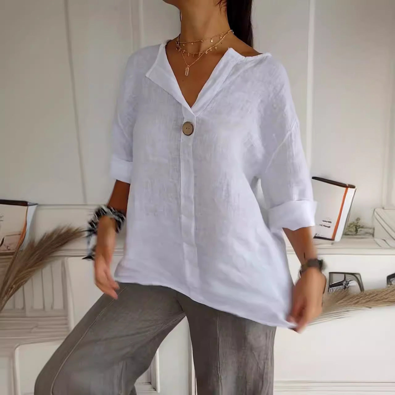 Loom & Soul™ Top de botones con cuello en V de algodón y lino para mujer – Blusa suelta de manga larga