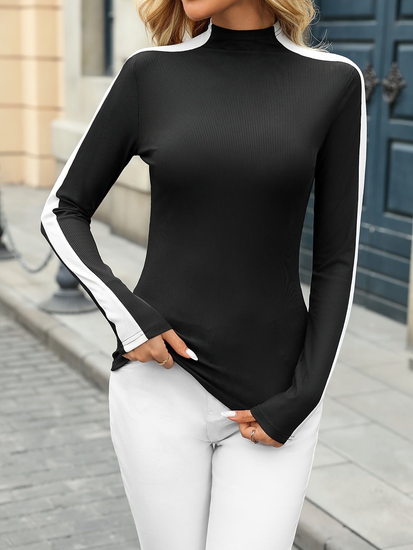 Top de cuello alto entallado para mujer con patchwork – Tejido elegante para todas las estaciones