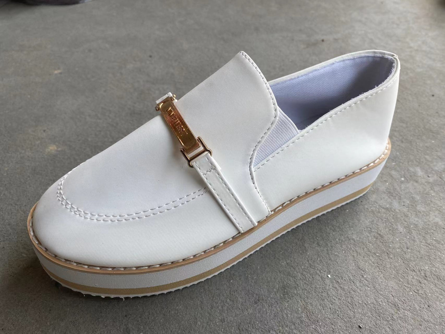 Loom & Soul™ Zapatillas sin Cordones con Plataforma para Mujer – Planas de Cuero Sintético Casuales con Suela Cómoda de Cuña Baja