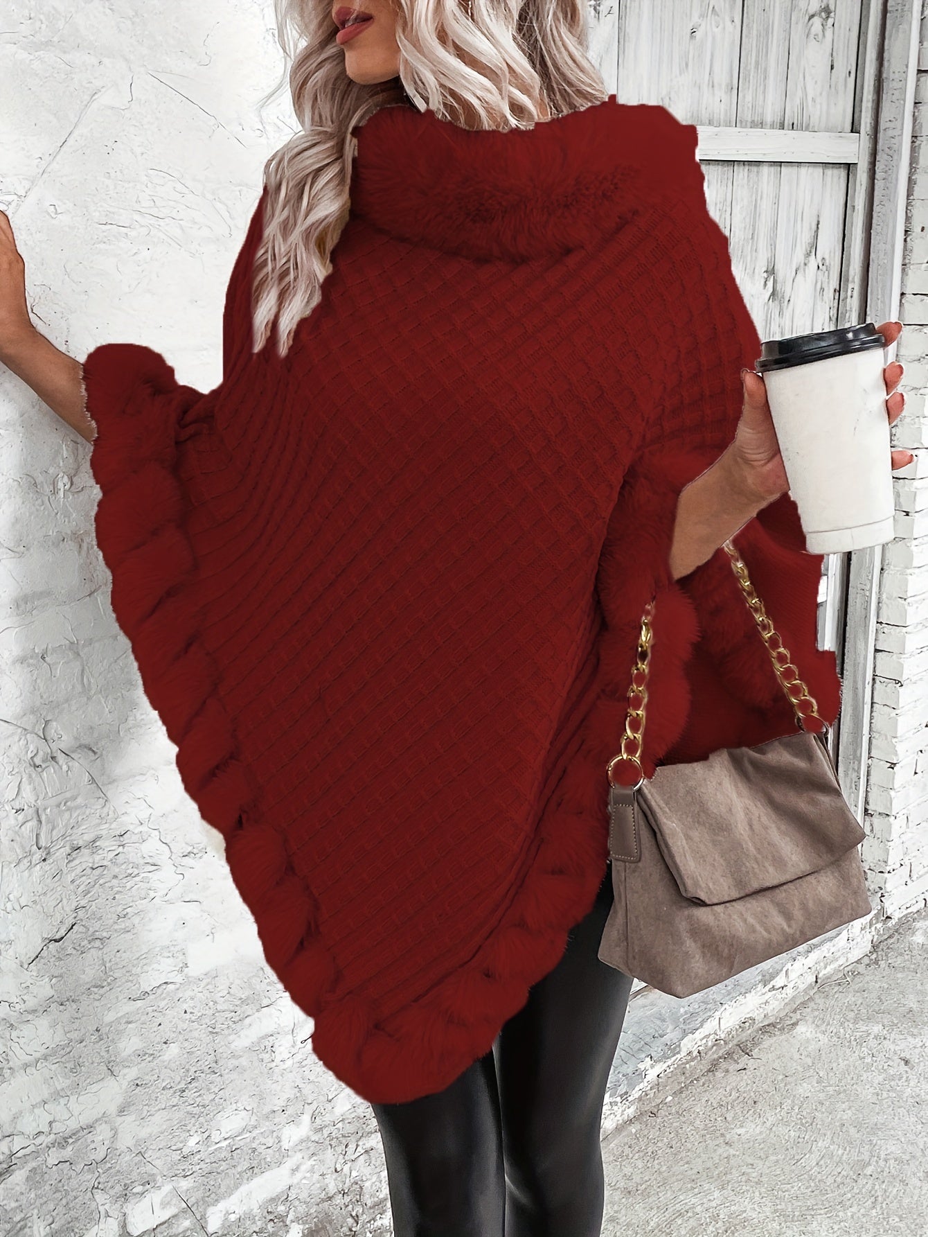Cape en fausse fourrure pour femme – Vêtement d'extérieur d'hiver élégant à col en peluche