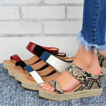 Pantuflas de tacón de cuña para mujer Loom & Soul – Sandalias informales de PU con plataforma estilo cáñamo y diseño ahuecado
