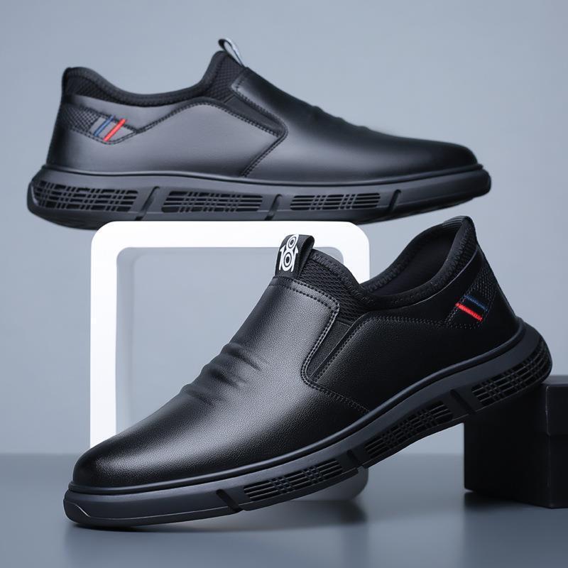 Zapatillas de caminar para hombre Loom & Soul en blanco y negro – Zapatos planos casuales de cuero de PU con acabado de gamuza, comodidad transpirable y diseño con cordones