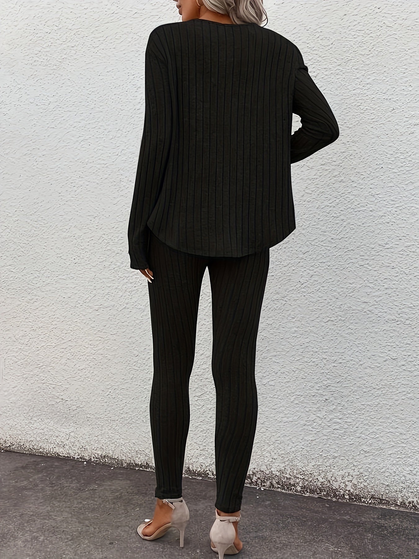 Ribbed Slim Fit Suit – Women’s V-Neck Long Sleeve Top & Pants Set