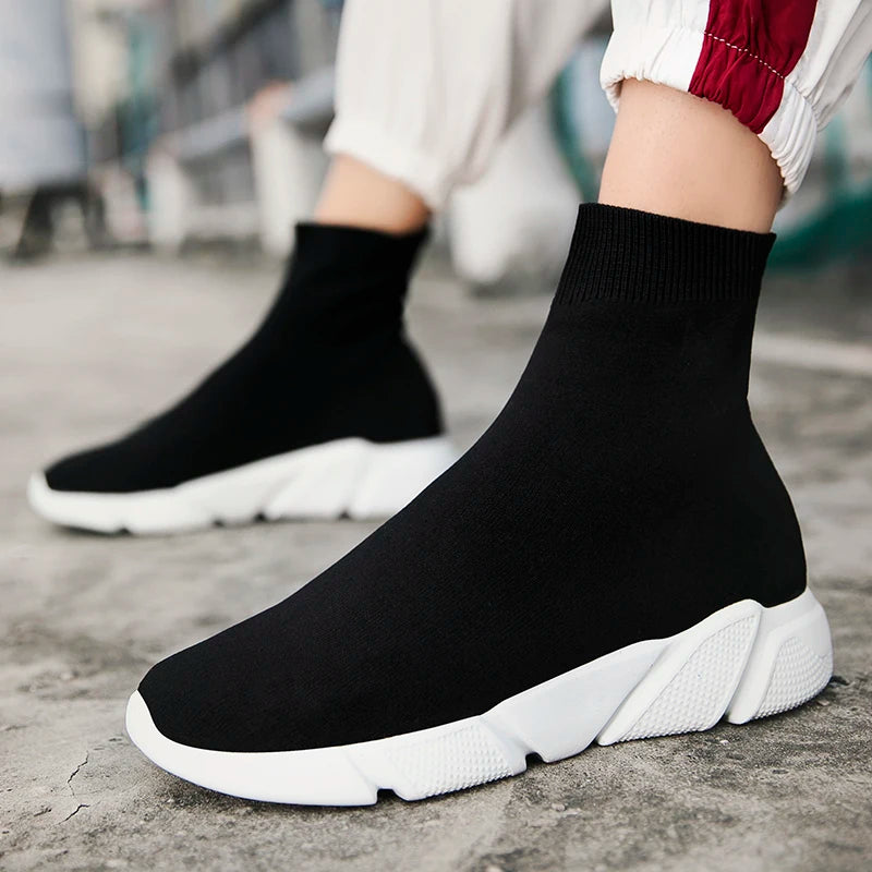 Zapatillas de running tipo calcetín de caña alta – Zapatillas deportivas unisex sin cordones | Zapatillas reflectantes, transpirables y ligeras para hombre y mujer