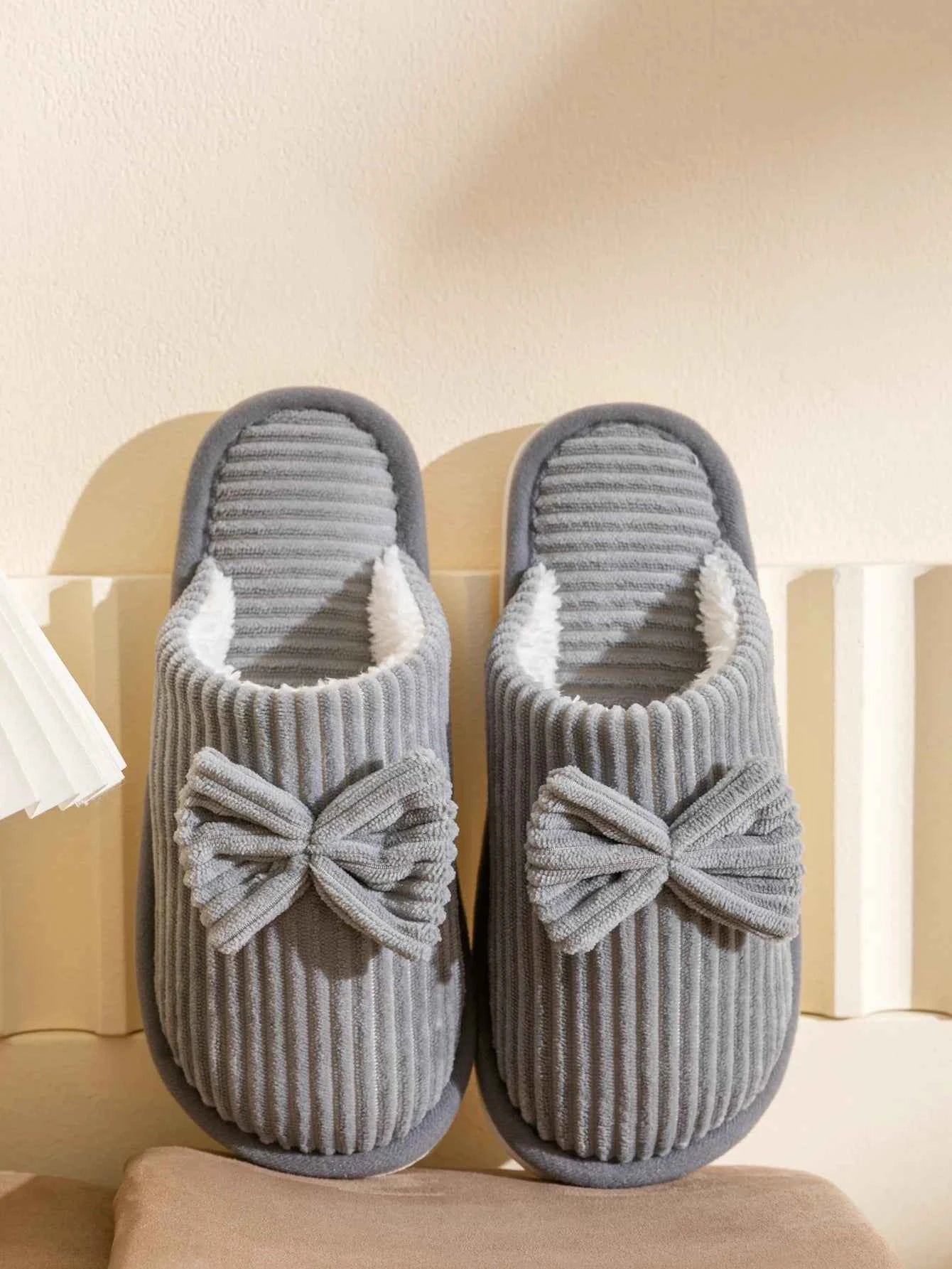 Bow Plush Home Slippers – Cozy Soft Comfort Slides