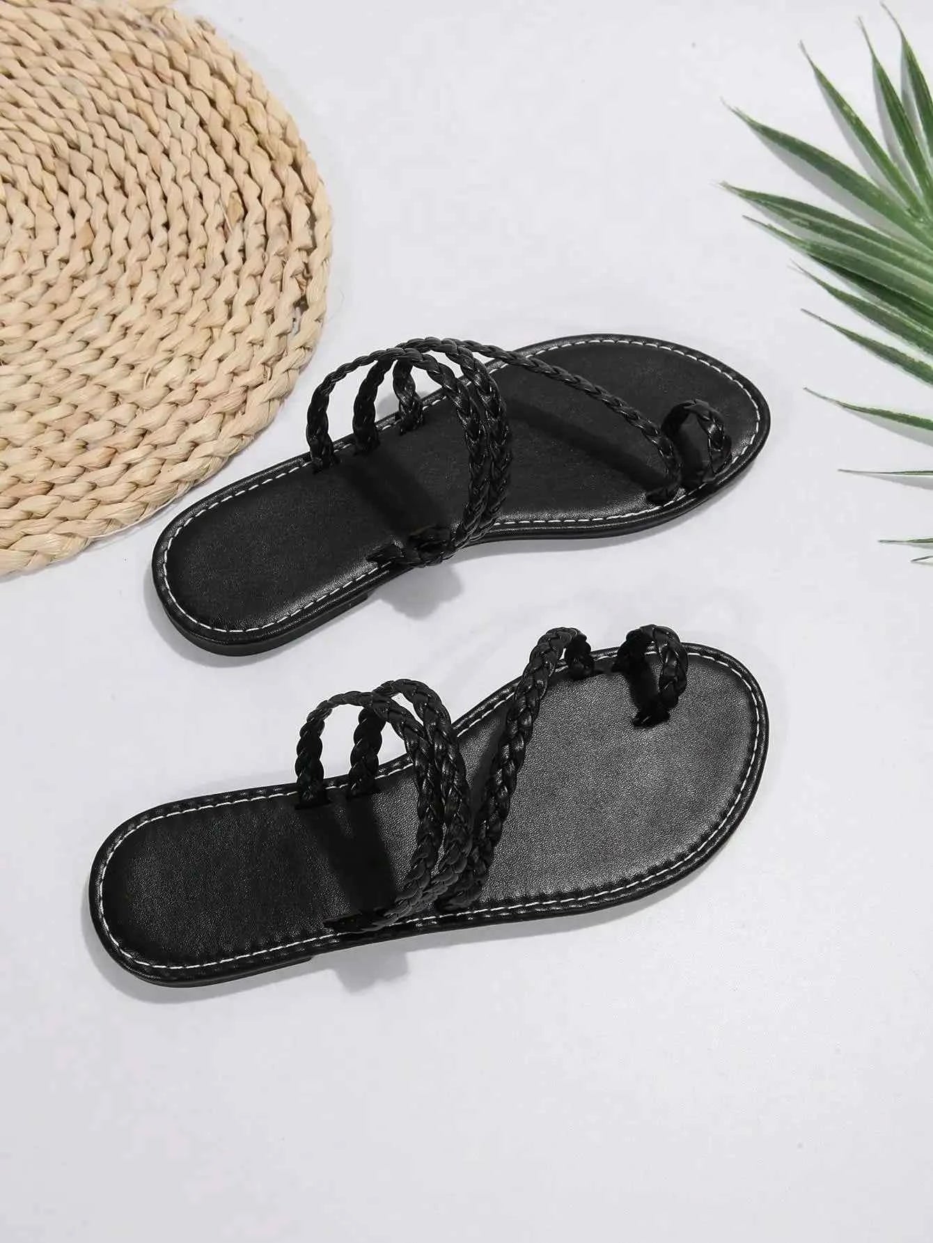 Minimal Flat Sandals – Lightweight Soft Sole Summer Style