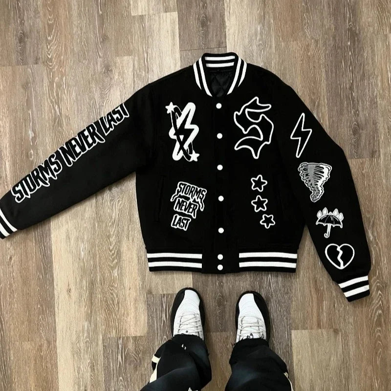 Chaqueta bordada gótica Y2K Loom & Soul – Abrigo de moto hip-hop oversized