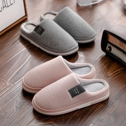 Loom & Soul™ Pantuflas de peluche CozyStep | Zapatillas de interior unisex de invierno cálidas de vellón – Antideslizantes, suaves y ultracómodas