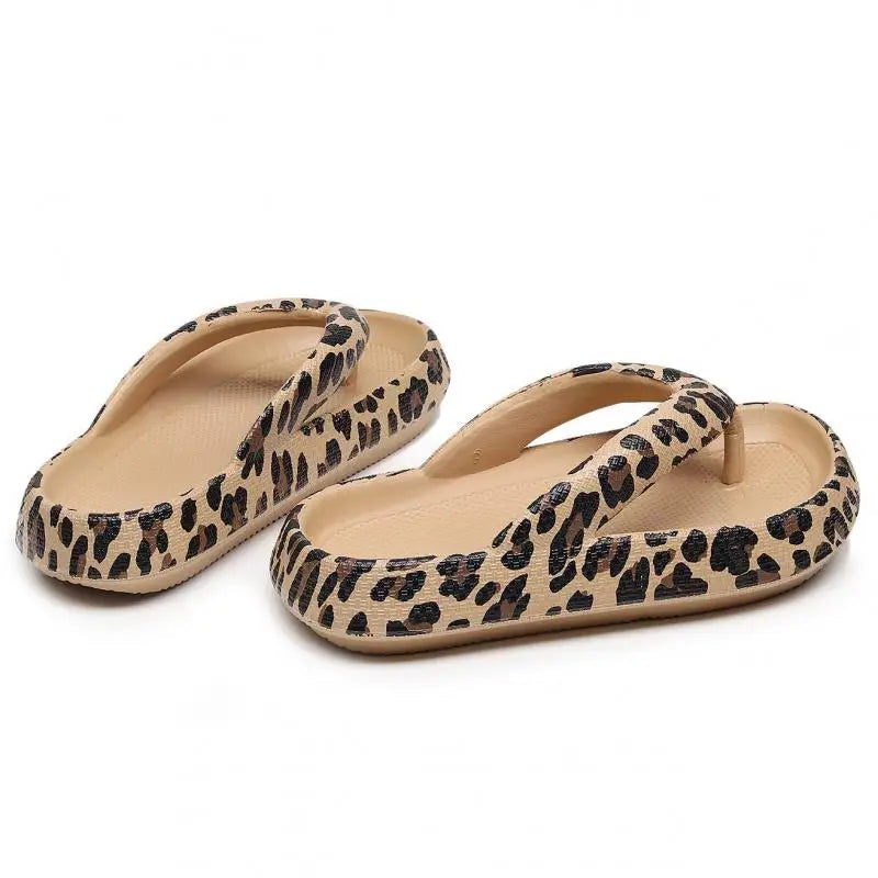 Women’s Leopard Platform Flip Flops – Lightweight Summer Slides