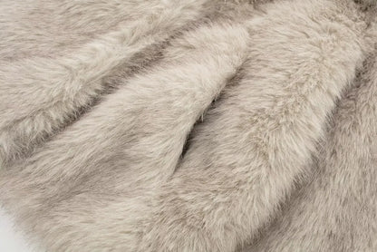 HH LuxeFur™ Chaqueta con solapa de piel sintética – Elegancia y calidez para otoño e invierno de 2025