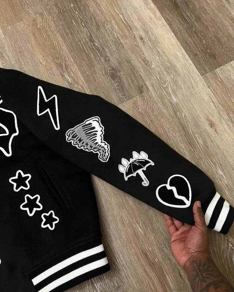 Chaqueta bordada gótica Y2K Loom & Soul – Abrigo de moto hip-hop oversized
