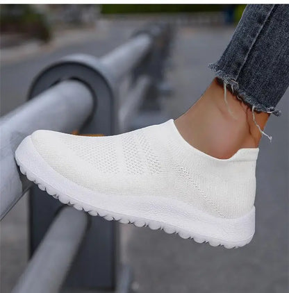 ZJEGA™ 2024 Zapatillas de running transpirables sin cordones para mujer – Calzado deportivo ligero tipo calcetín