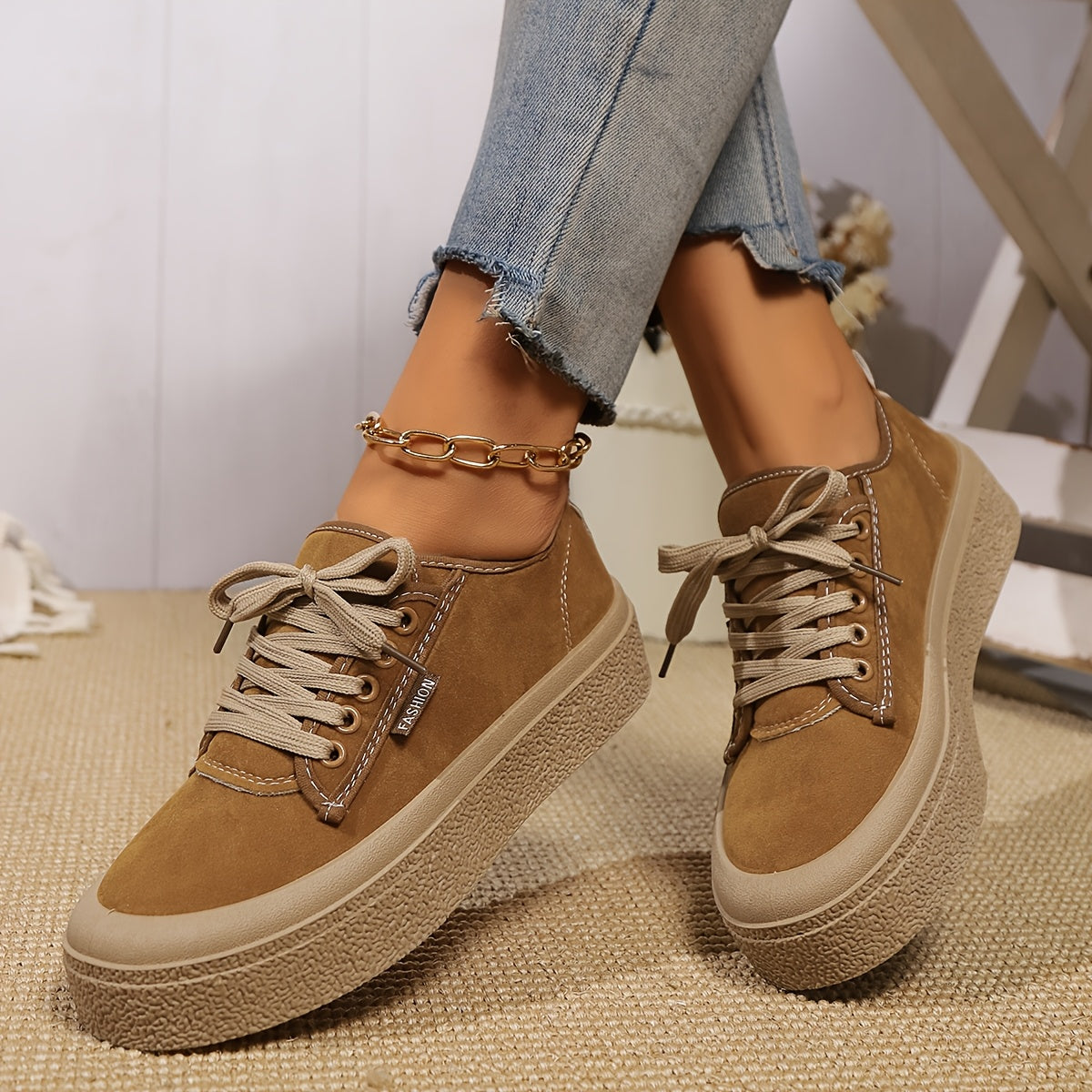 Zapatillas Bajas Minimalistas con Cordones para Mujer – Calzado Casual Versátil