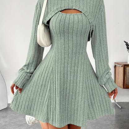 Ensemble 2 pièces côtelé pour femme – Top court à capuche et robe moulante