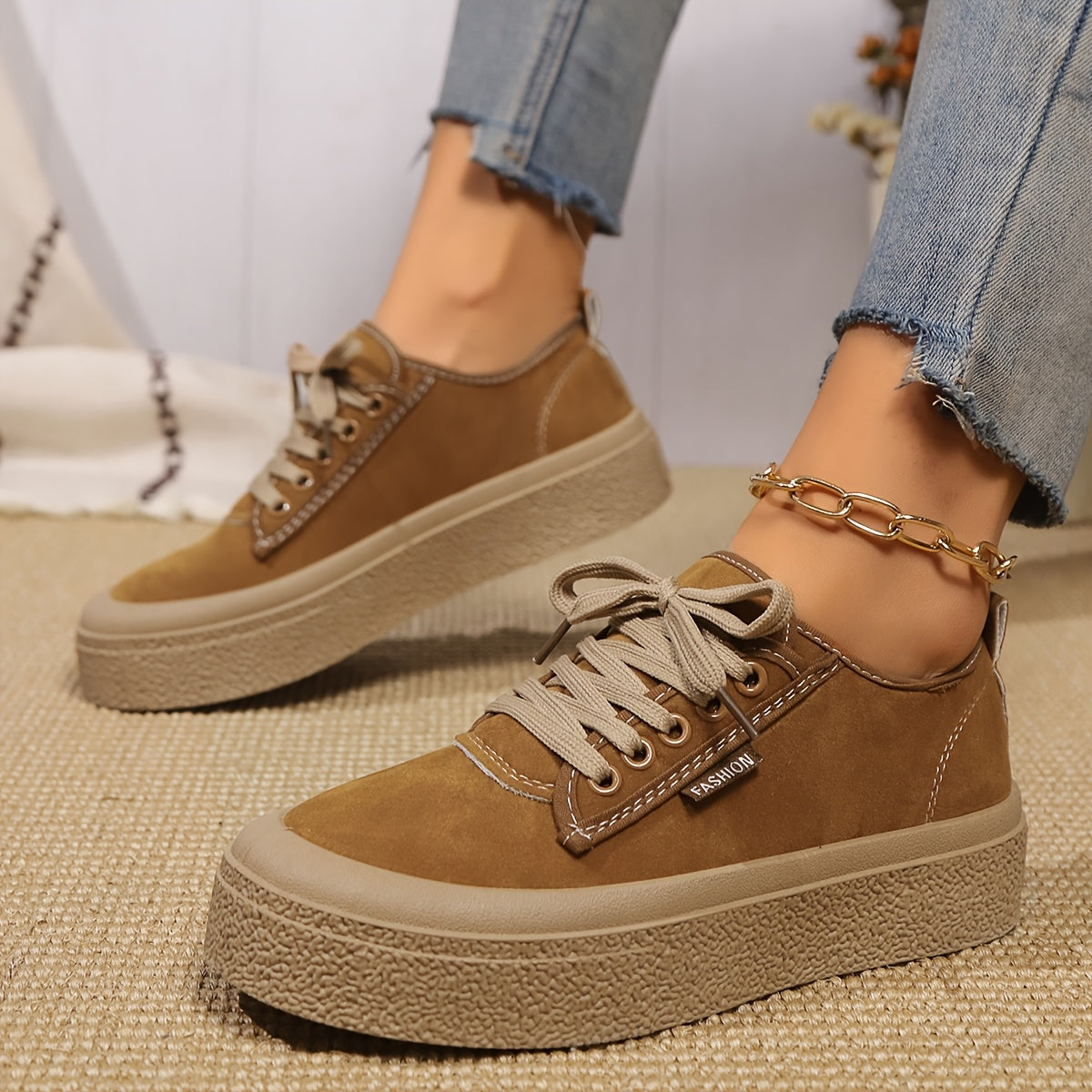 Zapatillas Bajas Minimalistas con Cordones para Mujer – Calzado Casual Versátil