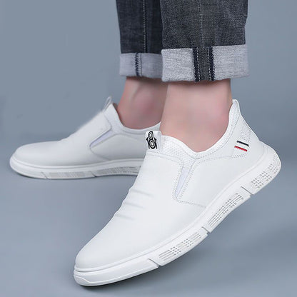 Zapatillas de caminar para hombre Loom & Soul en blanco y negro – Zapatos planos casuales de cuero de PU con acabado de gamuza, comodidad transpirable y diseño con cordones