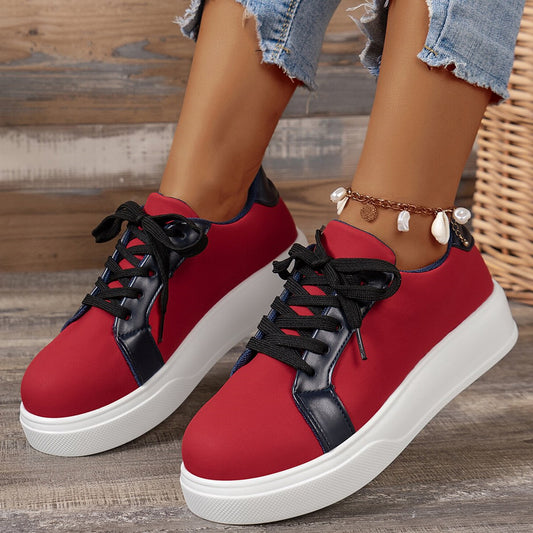 Zapatillas Retro con Cordones Loom & Soul™ – Zapatos de Caminar de PU para Mujer con Elevación Cómoda de 3–5CM y Suela de Goma