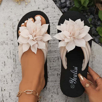 Women’s Wide Fit Floral Sandals – Flat Casual Flip Flops