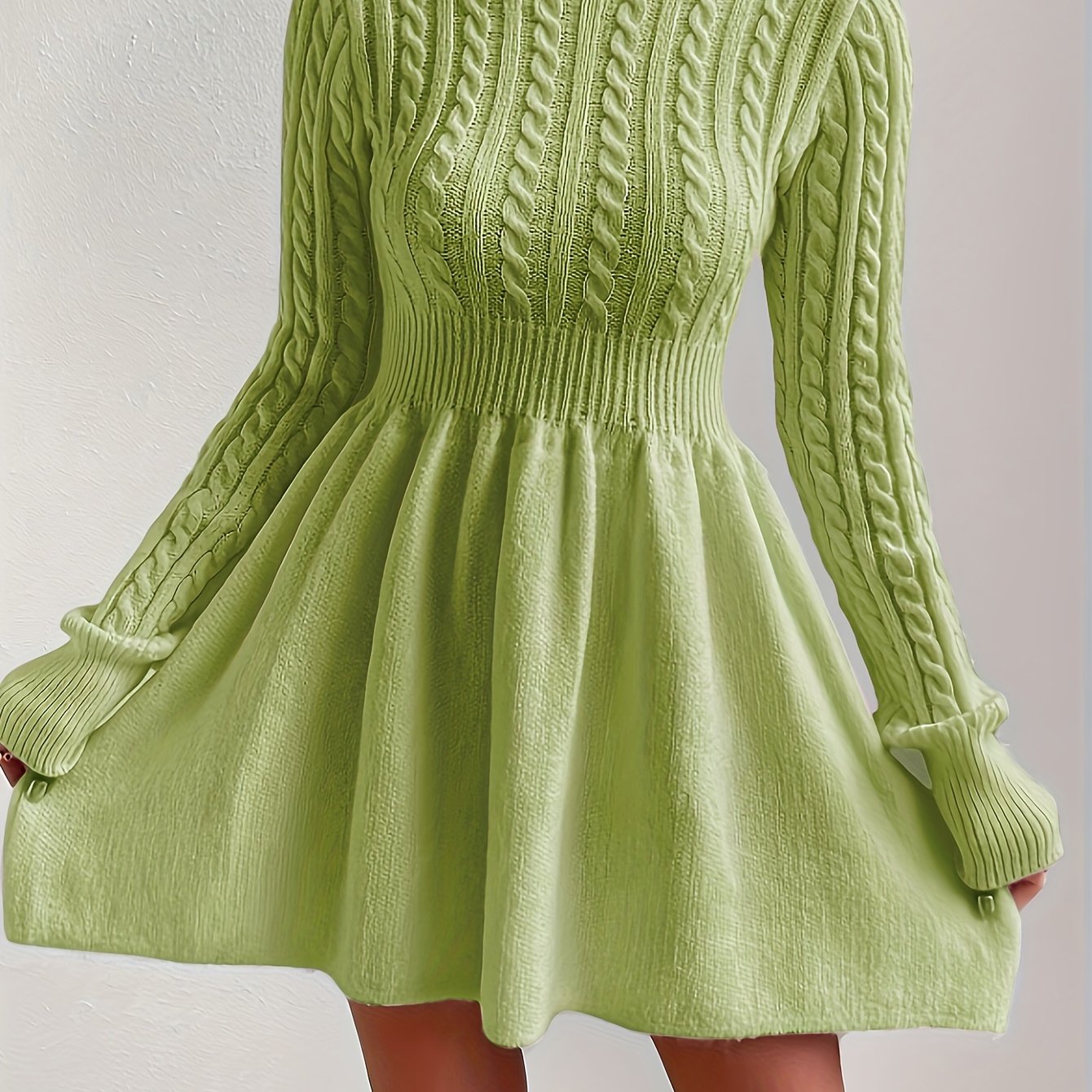 Minivestido entallado de cuello alto – Elegante vestido corto con corte A para eventos