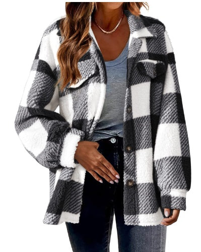 Chaqueta de Vellón de Cordero Loom & Soul para Mujer – Abrigo Sherpa Suave con Botones para una Cálida Comodidad Invernal
