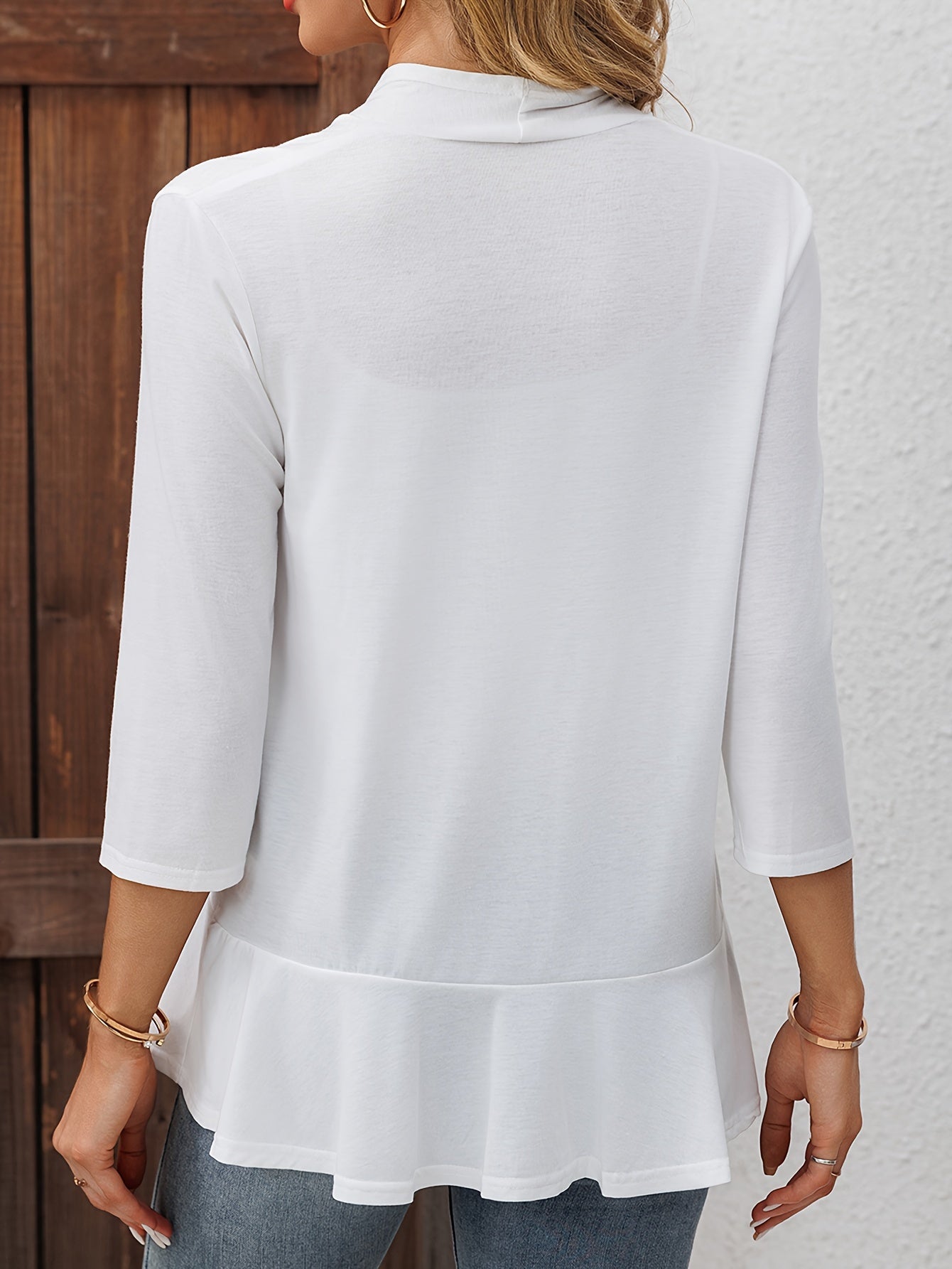 Cárdigan de mujer con volantes en el bajo – Capa ligera abierta por delante