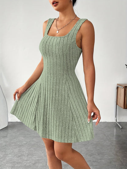 Ensemble 2 pièces côtelé pour femme – Top court à capuche et robe moulante