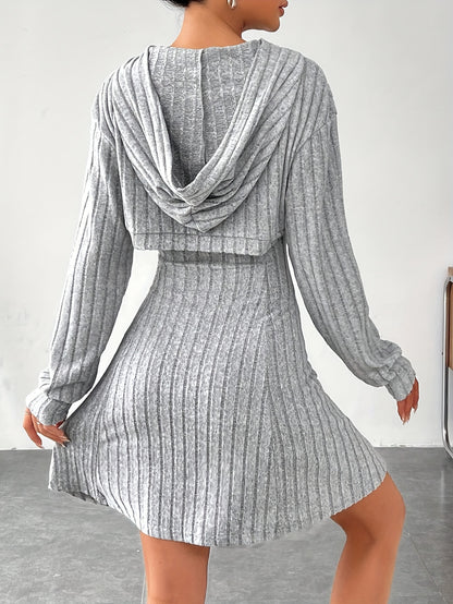 Ensemble 2 pièces côtelé pour femme – Top court à capuche et robe moulante