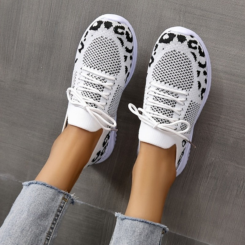 Zapatillas con cordones con estampado de leopardo de Loom & Soul – Zapatillas deportivas blancas casuales de mujer con puntera redonda