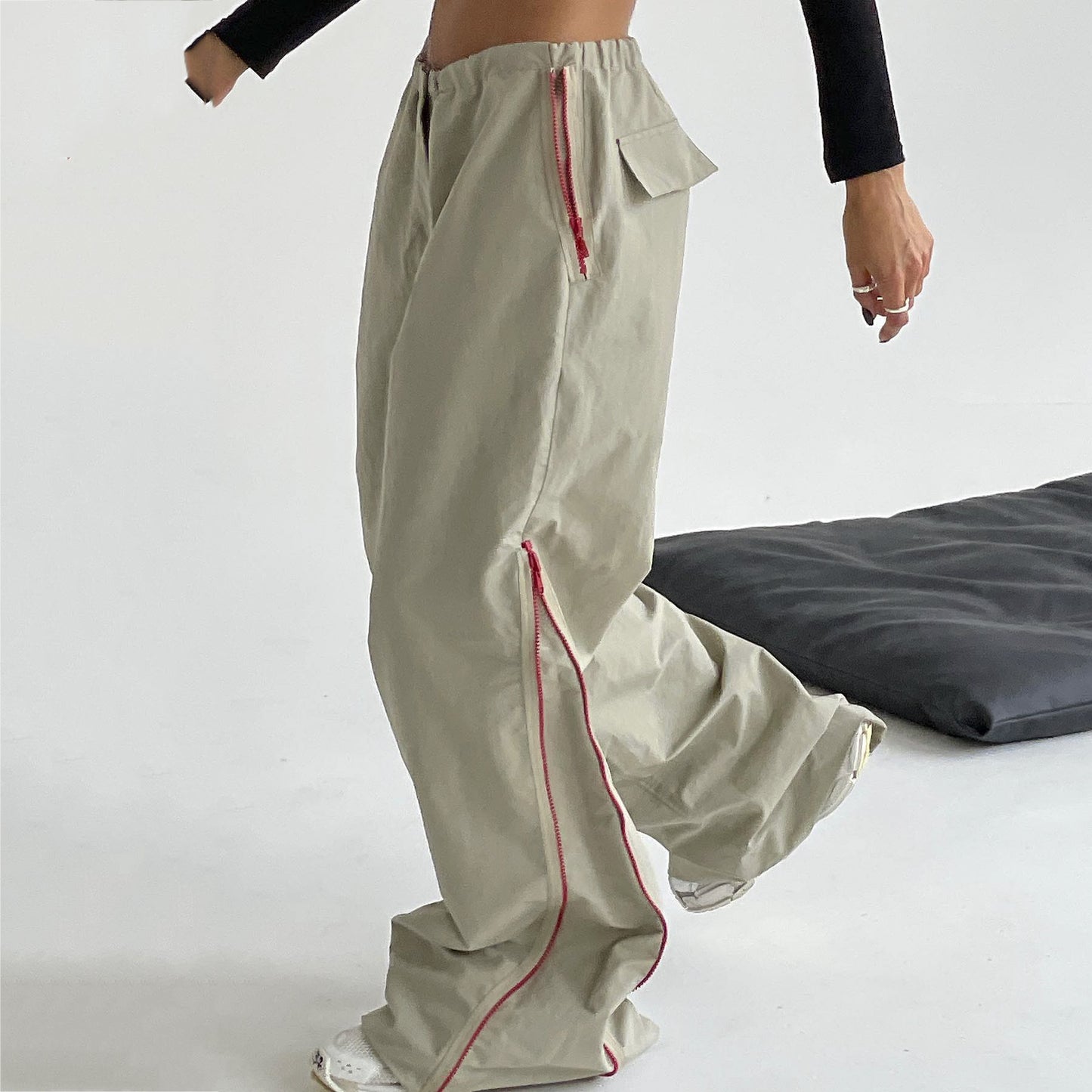 Pantalones holgados de mujer Loom & Soul que combinan con todo – Pantalones de algodón de tiro bajo y pierna ancha con bolsillos (Caqui)