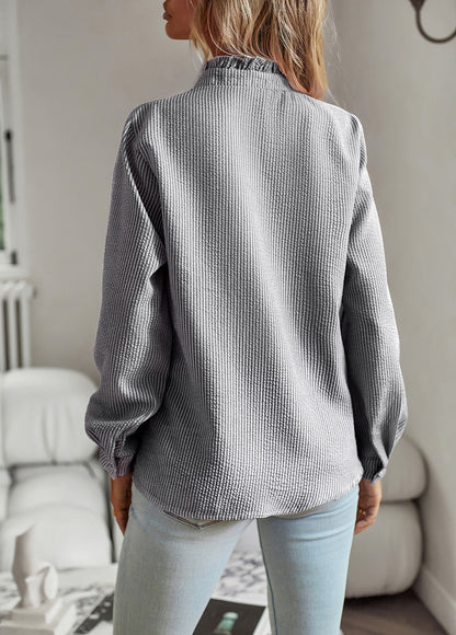 Blusa con botones, volantes y rayas Loom & Soul™ – Elegante camisa de oficina y casual de manga larga para mujer